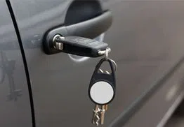 Gallery Locksmith Store Newington, CT 860-973-2425 - 18-Car-unlock