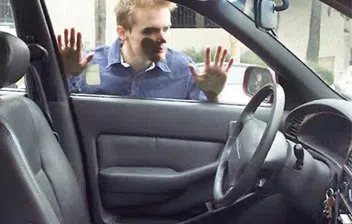 Gallery Locksmith Store Newington, CT 860-973-2425 - 20-Keys-Locked-In-Car