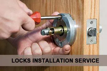 Gallery Locksmith Store Newington, CT 860-973-2425 - lock-insta-sid-68-8mod